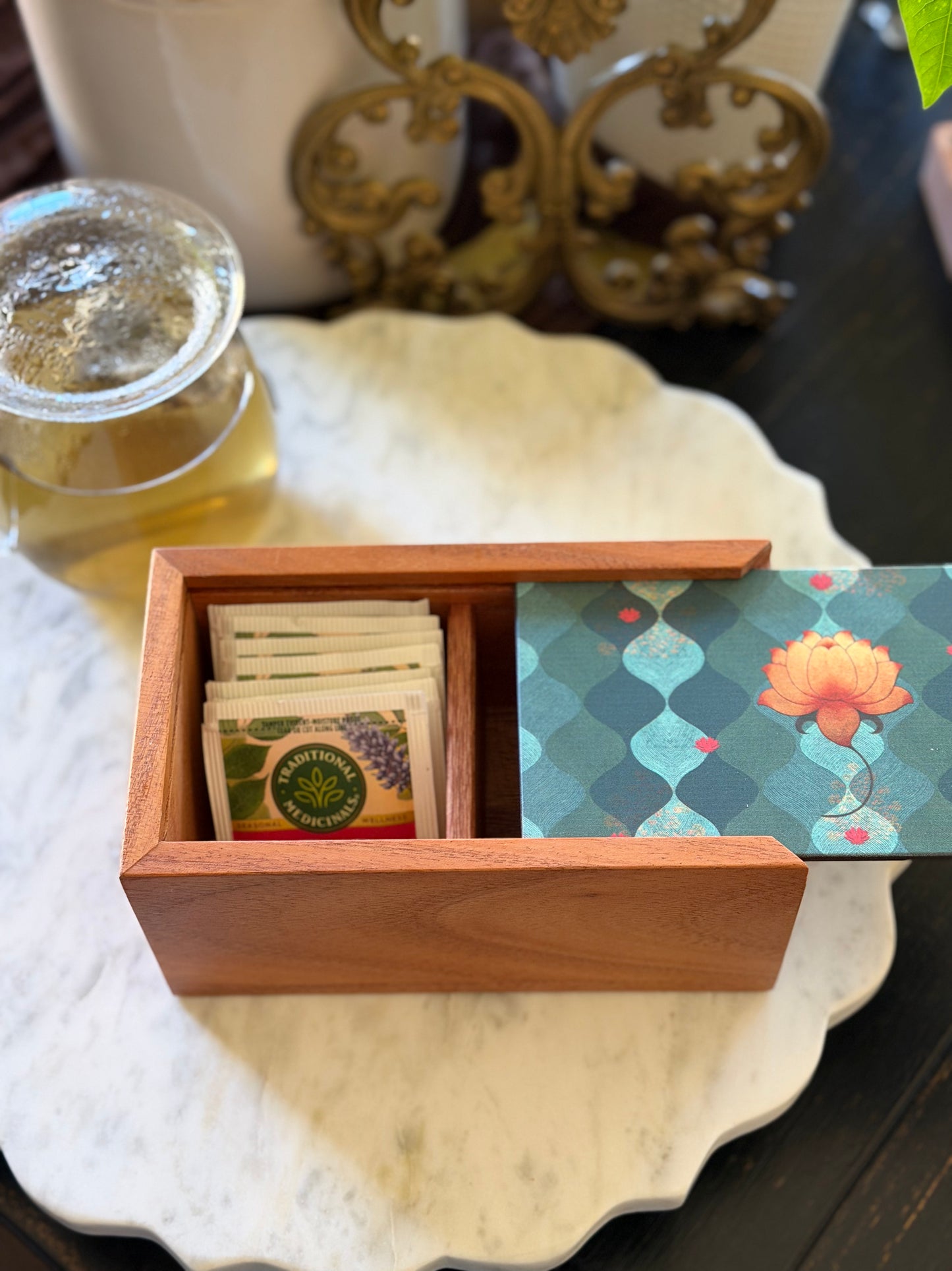 Tea Box - lotus